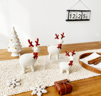 Ornement de renne de Noël blanc en céramique Offre Spéciale mignon avec écharpe tricotée Festival décor de maison de Noël