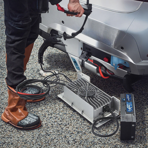 Vente d'usine Chargeur de batterie embarqué 48V 2KW pour véhicules électriques et voiturettes de golf Entièrement scellé Lifepo4 <span class=keywords><strong>OBC</strong></span> IP67 Étanche 93% d'efficacité - Product Image 3