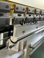 Presse plieuse hybride CNC haute tonnage HOGI : Alimentation en énergie à la demande, efficacité énergétique et productivité accrue.