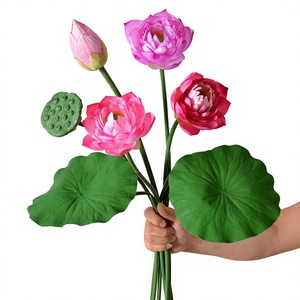 Fleurs de lotus artificielles, fausses tiges de nénuphars pour arrangements floraux de mariage, de temple et décoration paysagère - Product Image 1