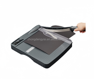 Coupe-papier de bureau compact haute performance, portable, format A4, avec lame en acier inoxydable et graduation fine - Product Image 1