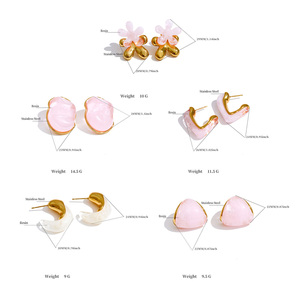 Mchic 542 Orecchini Pendenti a Cerchio Triangolari a Forma di Fiore in Resina Multicolore e Acciaio Inossidabile, Gioielli alla Moda - Product Image 3