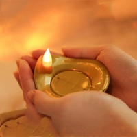 Vente en gros de lampes bougies électroniques de luxe à LED Festival indien Diwali lampe à huile flottante eau bougies à LED souhaitant une lanterne de bénédiction