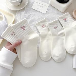 Kaos Kaki Wanita Putih Nyaman, Bahan Katun Rajut Bernapas, Panjang Betis, Motif Kartun, Anti-Bakteri untuk Musim Gugur - Product Image 2