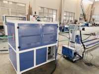 Machine de marquage laser 30W 50W 60W 100W pour ligne de production de tuyaux PE HDPE - Prix compétitif