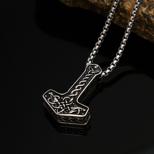 Yunnique – collier avec pendentif marteau de Thor en acier inoxydable pour hommes, chaîne de mode, style rétro, bijoux cadeau - Product Image 3