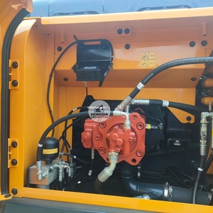 Encuentra una excavadora Hyundai HX220-HD de 22 toneladas de segunda mano, maquinaria de construcción usada con rendimiento estable, en stock. - Product Image 6