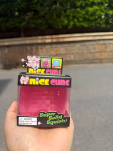 Nuevo Needoh Cubo de Hielo Marmoleado de Azúcar de Malta, Cubo Antiestrés, Juguete Sensorial Blandito - Product Image 6