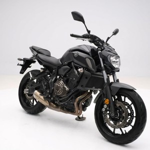 Motocicleta Usada Serie <span class=keywords><strong>MT</strong></span>-<span class=keywords><strong>07</strong></span>, Bicilíndrica, Estilo Naked, Asiento Confortable de 805 mm, <span class=keywords><strong>Motor</strong></span> Potente para Carretera - Product Image 3