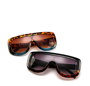 Moda Hombre Lentes <span class=keywords><strong>De</strong></span> Sol Gafas <span class=keywords><strong>De</strong></span> Sol Baratas 2025 Mujeres Lentes <span class=keywords><strong>De</strong></span> Una Pieza Gafas <span class=keywords><strong>De</strong></span> Sol Grandes Tonos - Product Image 2