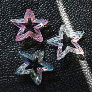 Flash Hot Girl Magic Chicken Feather Disco Grip Super Eye-Succión Sensación Pinza para el cabello Clips Estrella de cinco puntas Pinza para el cabello 6 Plástico - Product Image 4