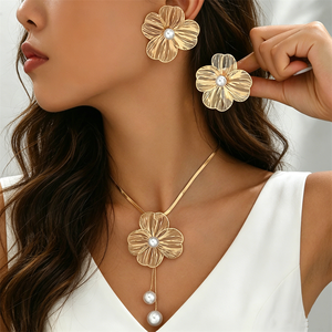 Conjunto de Joyería de Aleación Chapada en Oro de 18K, Estilo Vintage, con Perlas de Madreperla, Collar, Aretes y Pulsera, Regalo para Mujer - Product Image 2