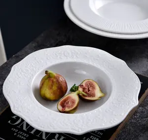 Assiettes à dîner en porcelaine blanche avec Logo imprimé personnalisé, Plates et rondes, assiettes en céramique pour Restaurants, couverts pour canettes