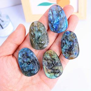 Labradorite naturelle de haute qualité en gros pour la décoration de la maison et le Feng Shui - Product Image 2