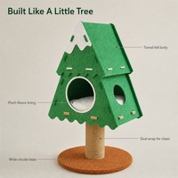 Arbre à chat en cèdre avec toit enneigé, poteau à gratter en sisal et condo en feutre pour chats d'intérieur