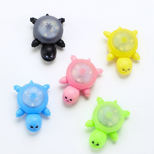 Yueli : Lampe de vélo intelligente en forme de tortue, avec capteur, fixation rapide, chargement Micro USB, équipement de feux arrière pour la conduite en extérieur - Product Image 1