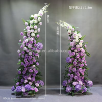 Arche de mariage moderne en fleurs de soie rondes pour toile de fond nuptiale et séances photo lors des réceptions de mariage