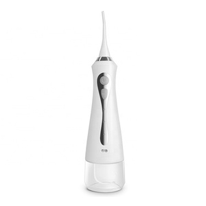 Irrigador Dental Recargable de 230 ml para el Cuidado Bucal, Limpiador de Dientes, Resistente al Agua IP7X, Portátil - Product Image 1