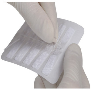 BEST Steri Strips 29mm X 12mm Pansements chirurgicaux jetables pour la fermeture cutanée et le soin des plaies - Product Image 4