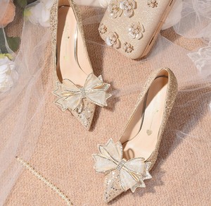 Scarpe da Donna di Lusso con Tacco Alto Color Oro Champagne, Punta Affusolata, Design Elegante, Sexy, per Spose e Cerimonie - Product Image 4
