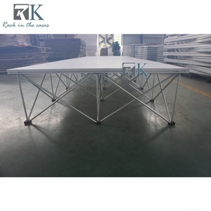 Décor de scène de haute qualité avec plate-forme industrielle et contremarches - Product Image 3