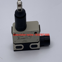 D4E-1D10N D4E-1B10N D4E-1A10N D4E-1E10N Interrupteur de fin de course miniature étanche IP67, neuf et original, en stock immédiat