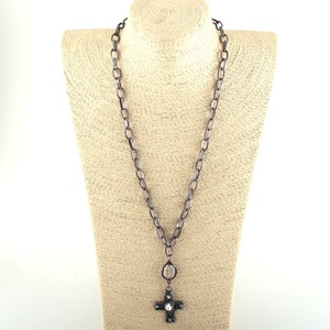 قلادة نسائية عصرية مخصصة بتصميم عرقي، سلسلة كبيرة سوداء معدنية، قلادة كريستال مع قلادة صليب جندي - Product Image 4