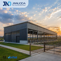 Structure en acier préfabriquée pour abri d'élevage, certifiée CE, galvanisée à chaud, robuste, résistante au vent