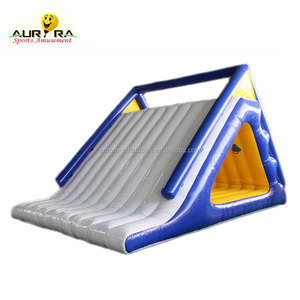 Parc aquatique gonflable en PVC commercial <span class=keywords><strong>populaire</strong></span> échelle d'eau montée jeu interactif pyramide gonflable toboggan Aqua Park - Product Image 3