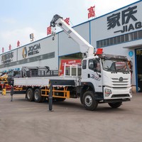 Système hydraulique stable, grue de camion à flèche droite FAW de 10 tonnes, hauteur de levage personnalisée pour la manutention de marchandises en vrac