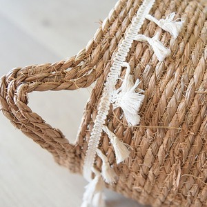 Panier à fleurs rond en rotin et paille tressé, fait à la main avec pompon, pour plantes d'intérieur et décoration - Product Image 3