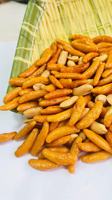 Kerupuk Beras Persimmon, Camilan Populer Jepang Kerupuk Beras Kacang