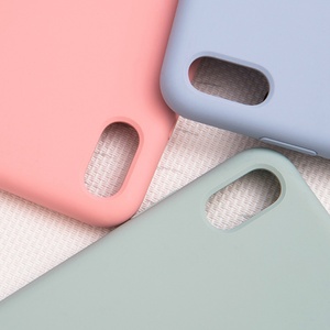 Fundas Protectoras de Silicona Líquida Suave a Prueba de Golpes para iPhone 11 12 13 14 15 16e Pro Max - Product Image 5