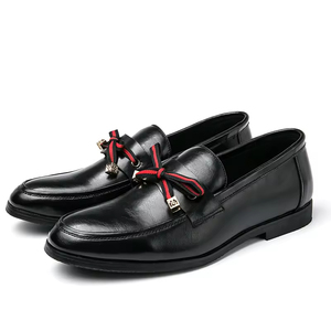 Zapatos de Vestir Casuales de Negocios para Hombre, Hechos a Medida en Fábrica, de Cuero Genuino, Sin Cordones, Impermeables, Estilo Simple y Moderno de Diseñador 2025 - Product Image 1