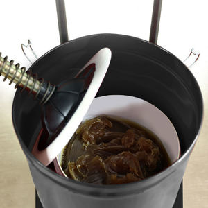 Op Maat Gemaakte Roestvrijstalen Hogedruk 12l 40l Verticale Auto Pneumatische Vetpistool Pomp Machine Smeergrijper Olieman - Product Image 3