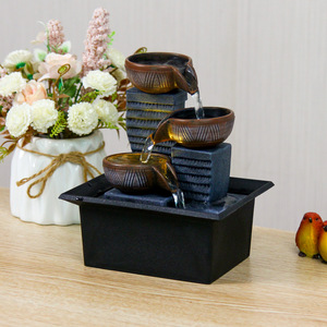 Petite fontaine d'eau circulante en plastique pour bureau, décoration intérieure, cadeau pour la maison ou le bureau - Product Image 1