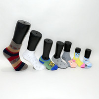Vente en gros de mannequin de pied de femme en plastique chaussures de présentation pieds chaussettes magnétiques formes mannequin de pied pour affichage de chaussettes
