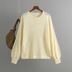 Nuova Moda Europea e Americana Autunno Inverno 2025: Maglione Pullover Lavorato a <span class=keywords><strong>Maglia</strong></span> a Collo Tondo, Vestibilità Ampia, Tinta Unita per Donna - Product Image 3