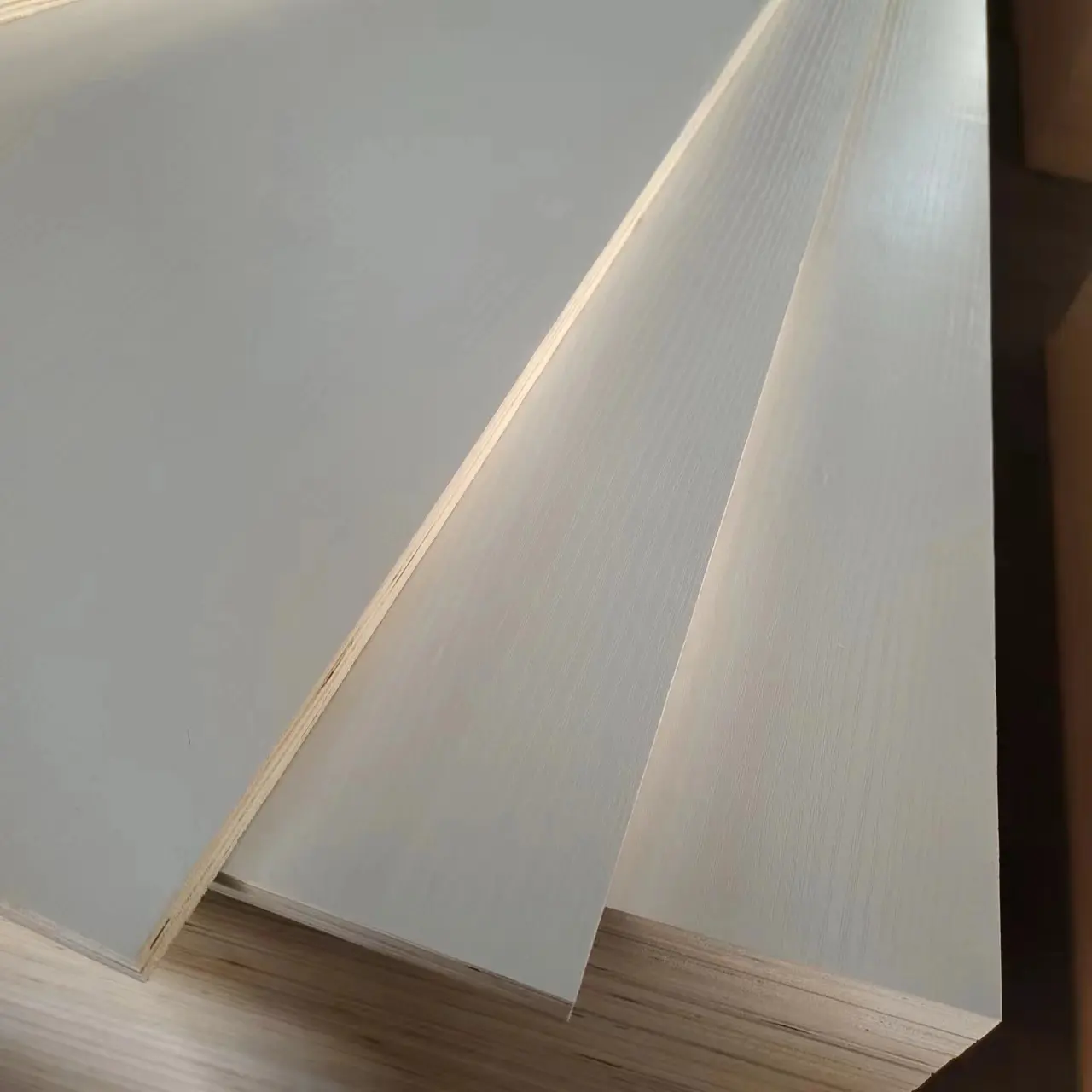 18mm trắng Melamine/Pet nhiều lớp ván ép bảng gỗ Laminate tờ 4*8 đồ nội thất nhiều lớp melamine giấy ván ép cho tủ