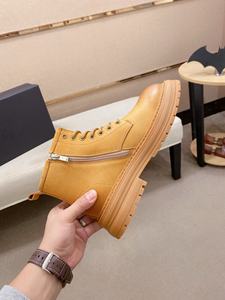 รองเท้าหนังคุณภาพสูง ดีไซน์หรูหรา ปี 2026 พื้นหนา พร้อมดีไซน์กันลื่น สำหรับกิจกรรมฟิตเนส - Product Image 3