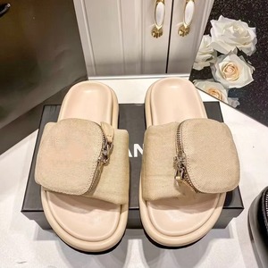 Marque pantoufles en caoutchouc fond plat sandales de luxe pour femmes Denim toile Couple sandales grande taille femmes pantoufles sandales de luxe - Product Image 2