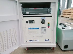 Machine de soudage laser multifonction 4 en 1 3000W, nettoyage et découpe pour tuyaux, prix de la machine de soudage laser 4 en 1 - Product Image 5
