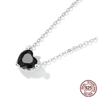 Ensemble de bijoux pour femmes en argent sterling 925, style gothique cœur du diable, 3 pièces : collier cornes de démon, bague aile de chauve-souris, boucles d'oreilles clous