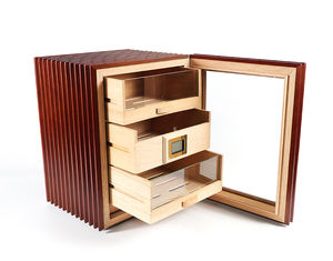 Humidor électronique pour cigares avec de bonnes étagères en bois de cèdre pur et contrôle constant de l'humidité pour les boîtes à cigares - Product Image 2