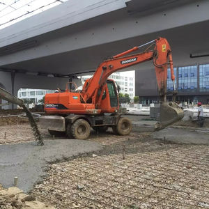 Pelle pelleteuse multifonctionnelle sur chenilles originale de la Corée DOOSAN DH150 Hyundai à haut rendement en bon état d'occasion en vente - Product Image 1