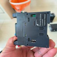 Controlador Lógico PLC Compacto TM221ME16R 24VDC para Máquinas Pequeñas, PLC OEM para Automatización Industrial, Controlador Lógico Programable, Marca Nueva