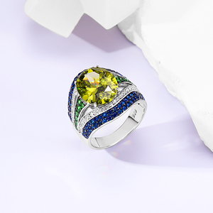 <span class=keywords><strong>Anello</strong></span> di Fidanzamento Religioso di Lusso Vintage Keiyue in Argento 925/Rame con <span class=keywords><strong>Zirconi</strong></span> <span class=keywords><strong>e</strong></span> <span class=keywords><strong>Smeraldo</strong></span> Placcato Oro per Anniversario - Product Image 4