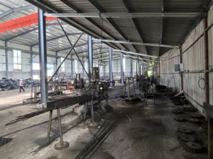 卸売 65Mn鋼製織金網スクリーン 砂利鉱山ふるい 破砕機用フック付き振動スクリーン 平織り 黒 - Product Image 5