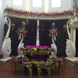 Décoration de scène de mariage sur le thème du cygne, magnifique scène de mariage sur le thème du cygne, superbe décoration de scène pour mariage au sud - Product Image 1