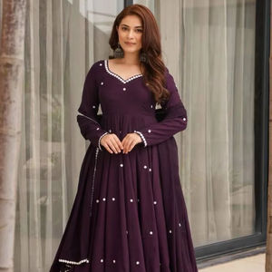 Traje Anarkali de Diseño Moderno, Calidad Estándar a Bajo Precio, con Bordado, para Fiesta, Secado Rápido, Corte Regular, para Todas las Temporadas - Product Image 3